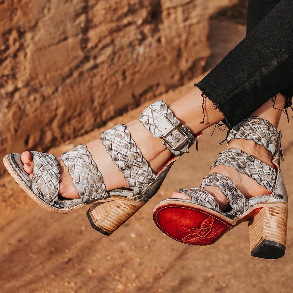 Freebird Bayou leather sandals sz 9